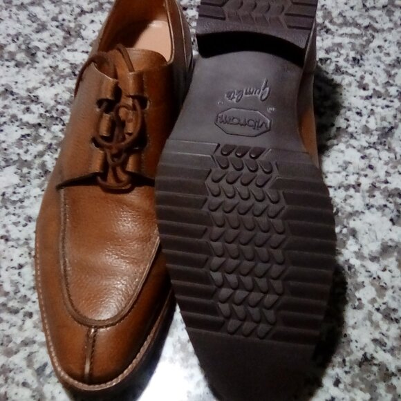 Gravati handmade shoess main image 5